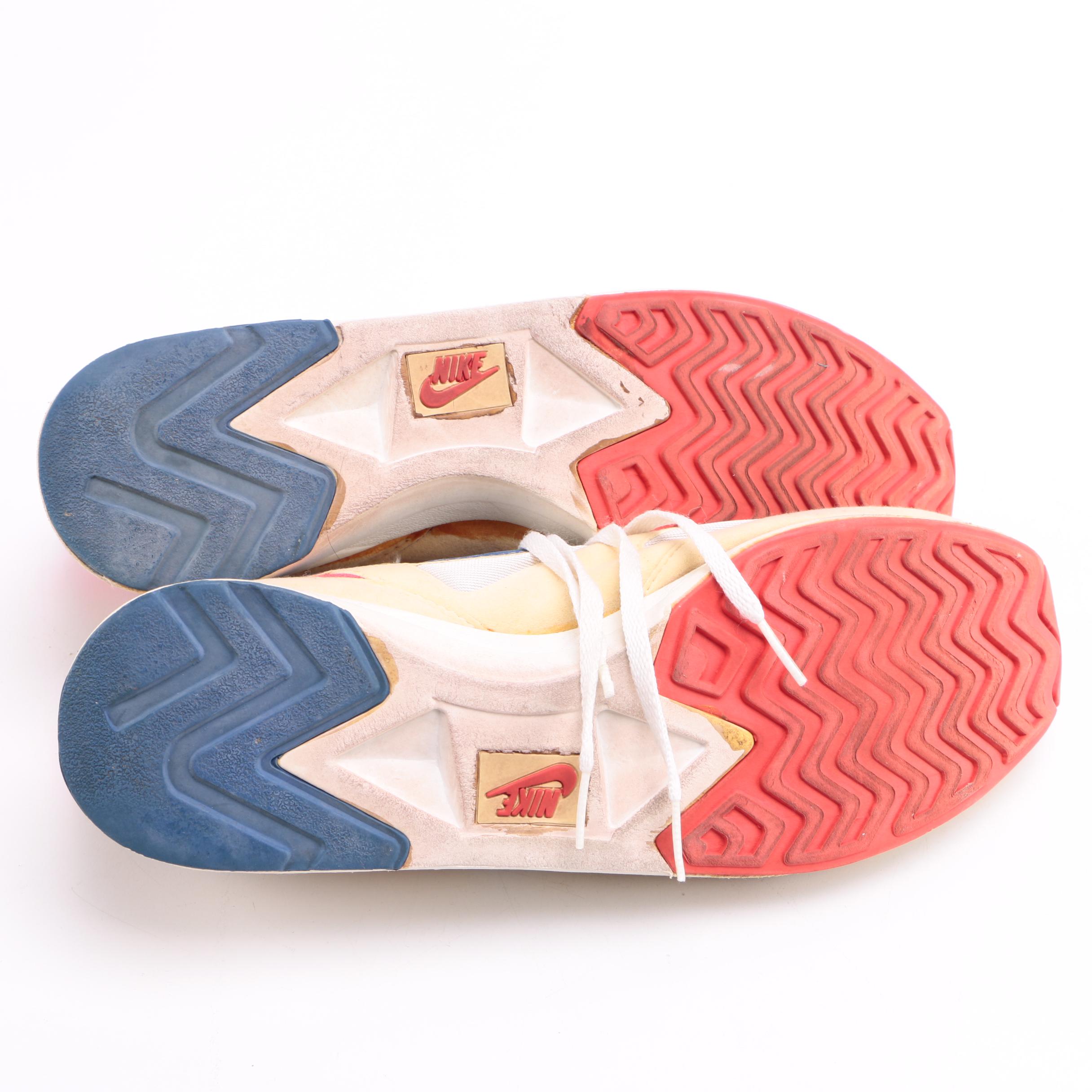 Quincy Watts Signed Photos and Nike Pegasus Shoes