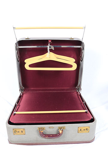 Mendel Cincinnati Suitcases