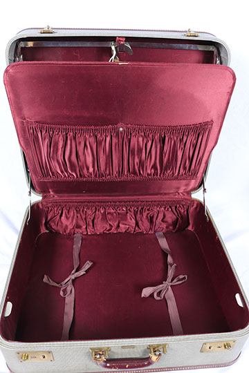 Mendel Cincinnati Suitcases