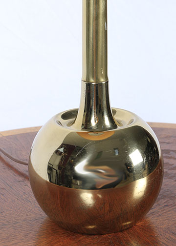 Vintage Accent Table by Lane With Table Lamp