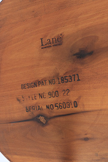 Vintage Accent Table by Lane With Table Lamp