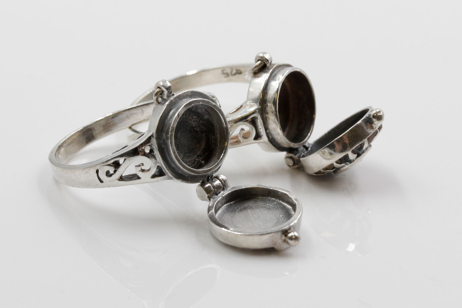 Sterling Silver Capsule Rings