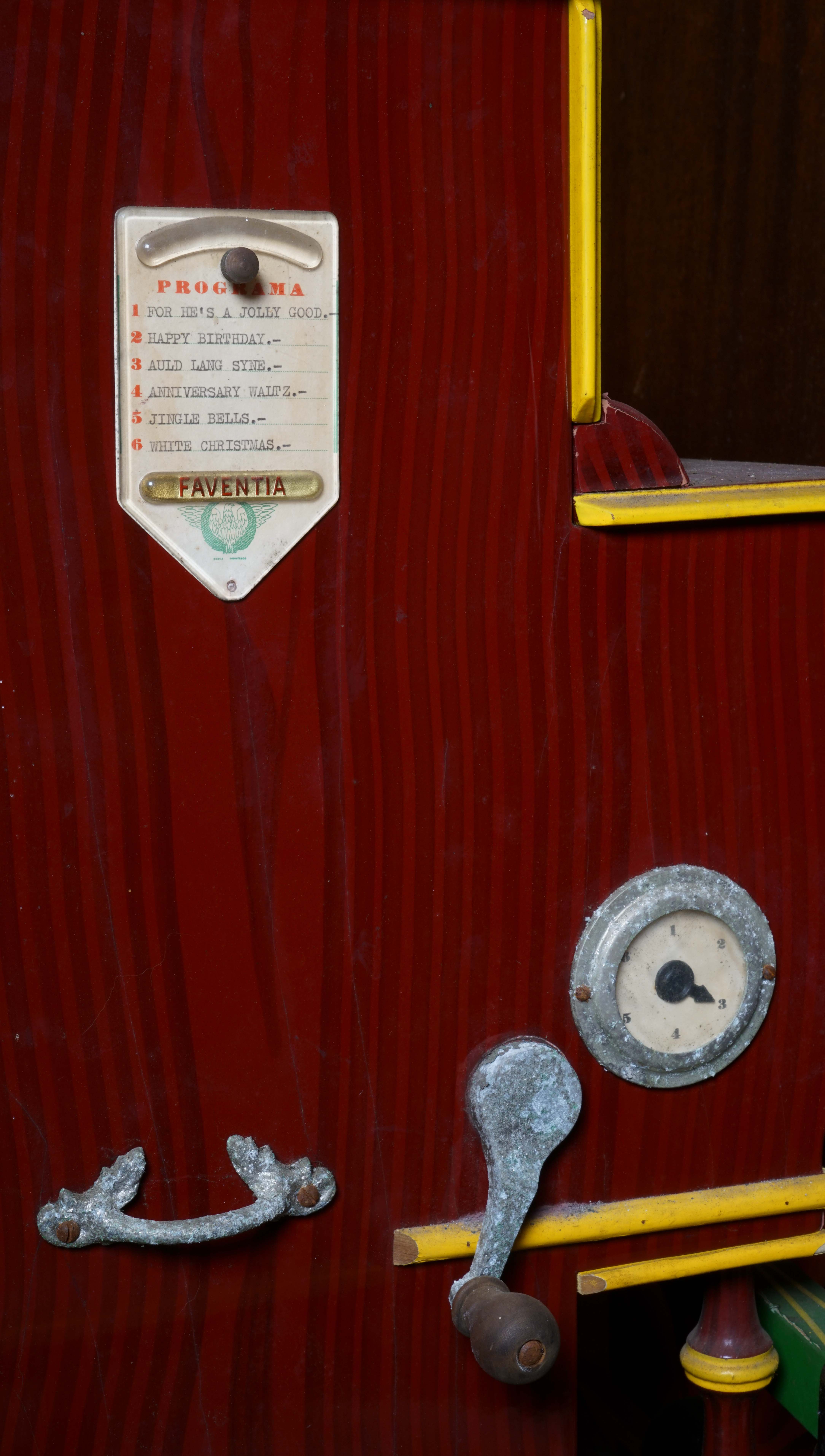 Vintage Faventia Barrel Piano