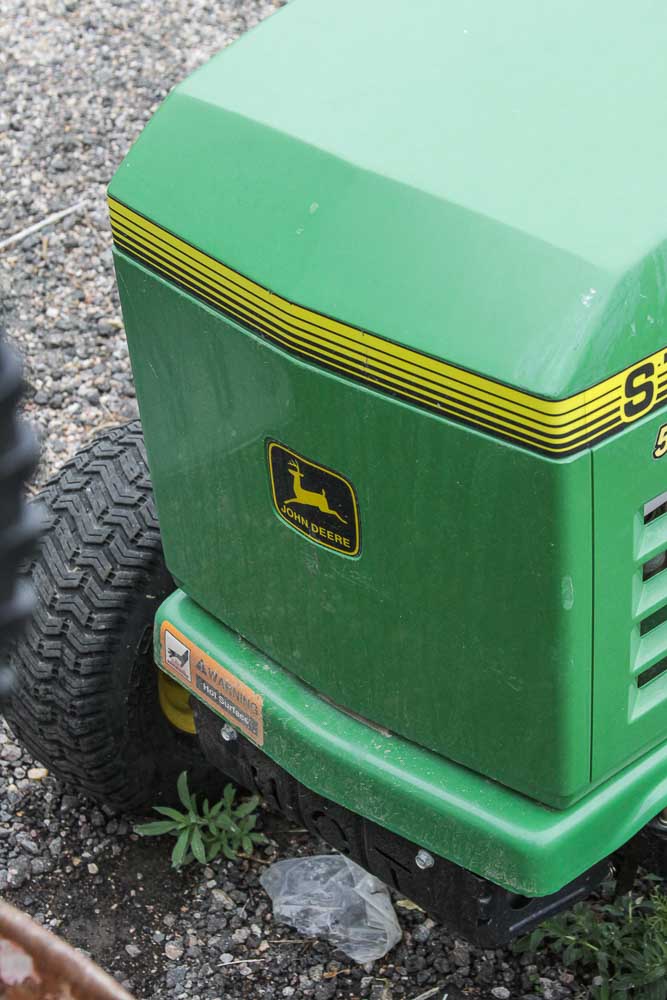 John Deere STX300 5-Speed Tractor Mower