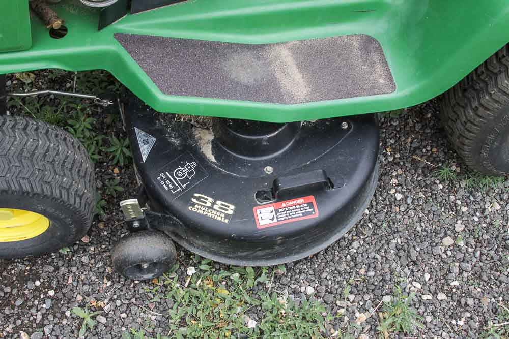 John Deere STX300 5-Speed Tractor Mower