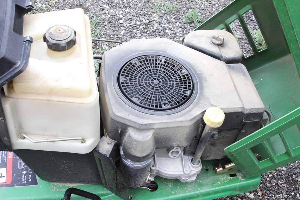 John Deere STX300 5-Speed Tractor Mower
