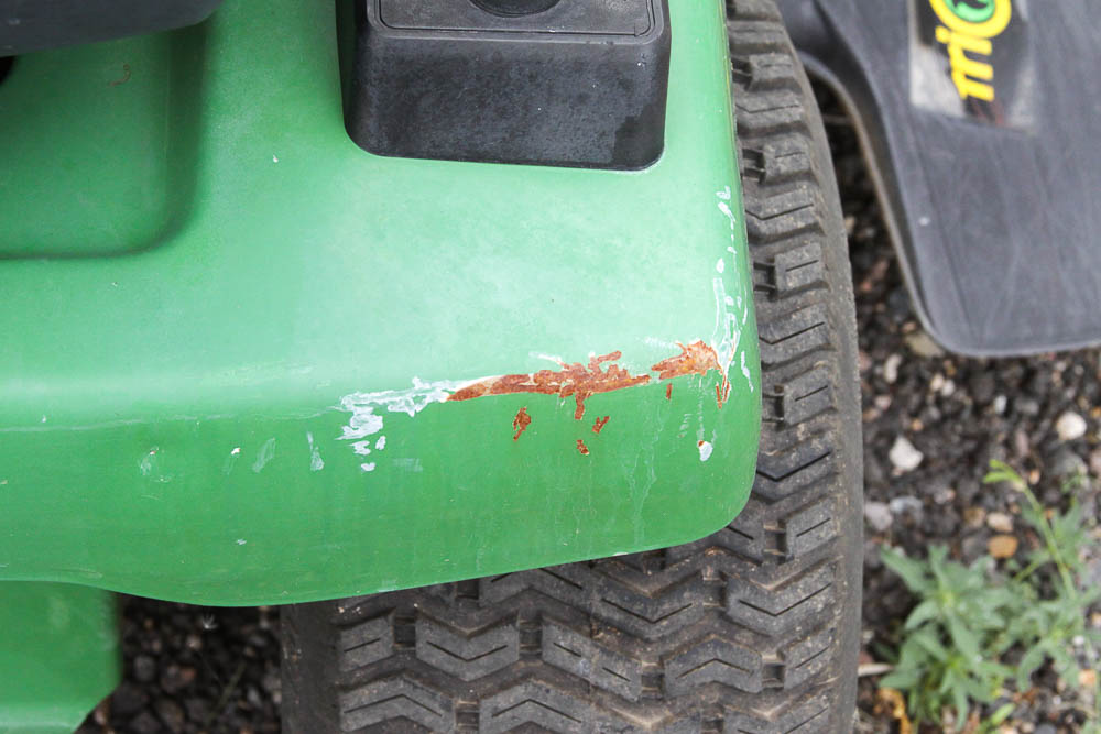 John Deere STX300 5-Speed Tractor Mower