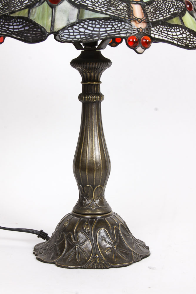 Tiffany Style Stained Glass Table Lamp