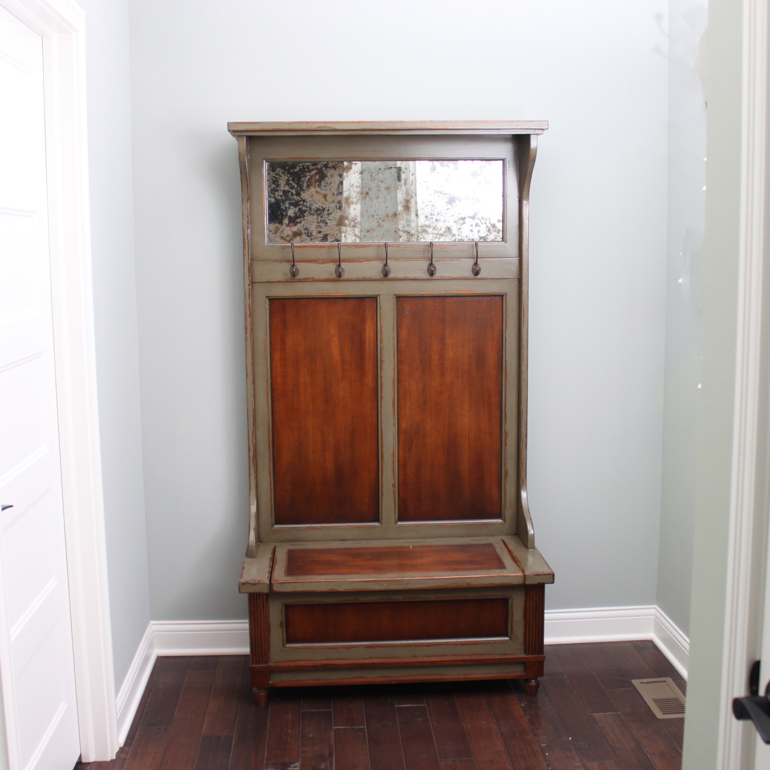 Riyo Hall Tree by Uttermost