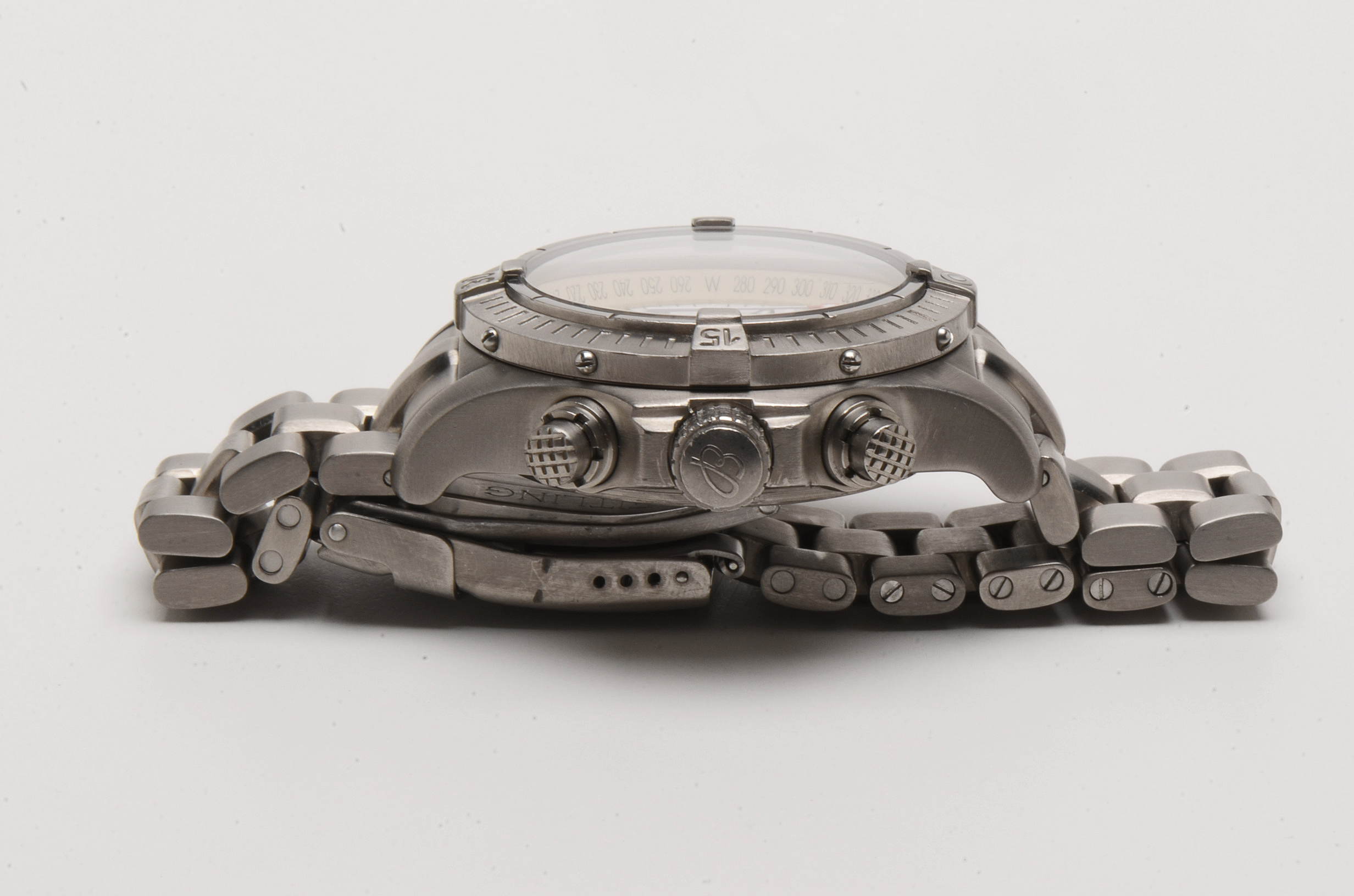 Breitling Chrono Avenger M1 Titanium 44mm White SuperQuartz Watch