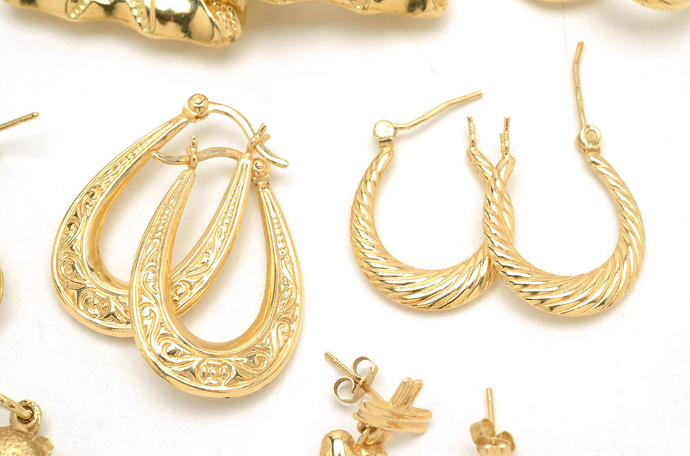 Group of 10K and 14K Yellow Gold Jewelry