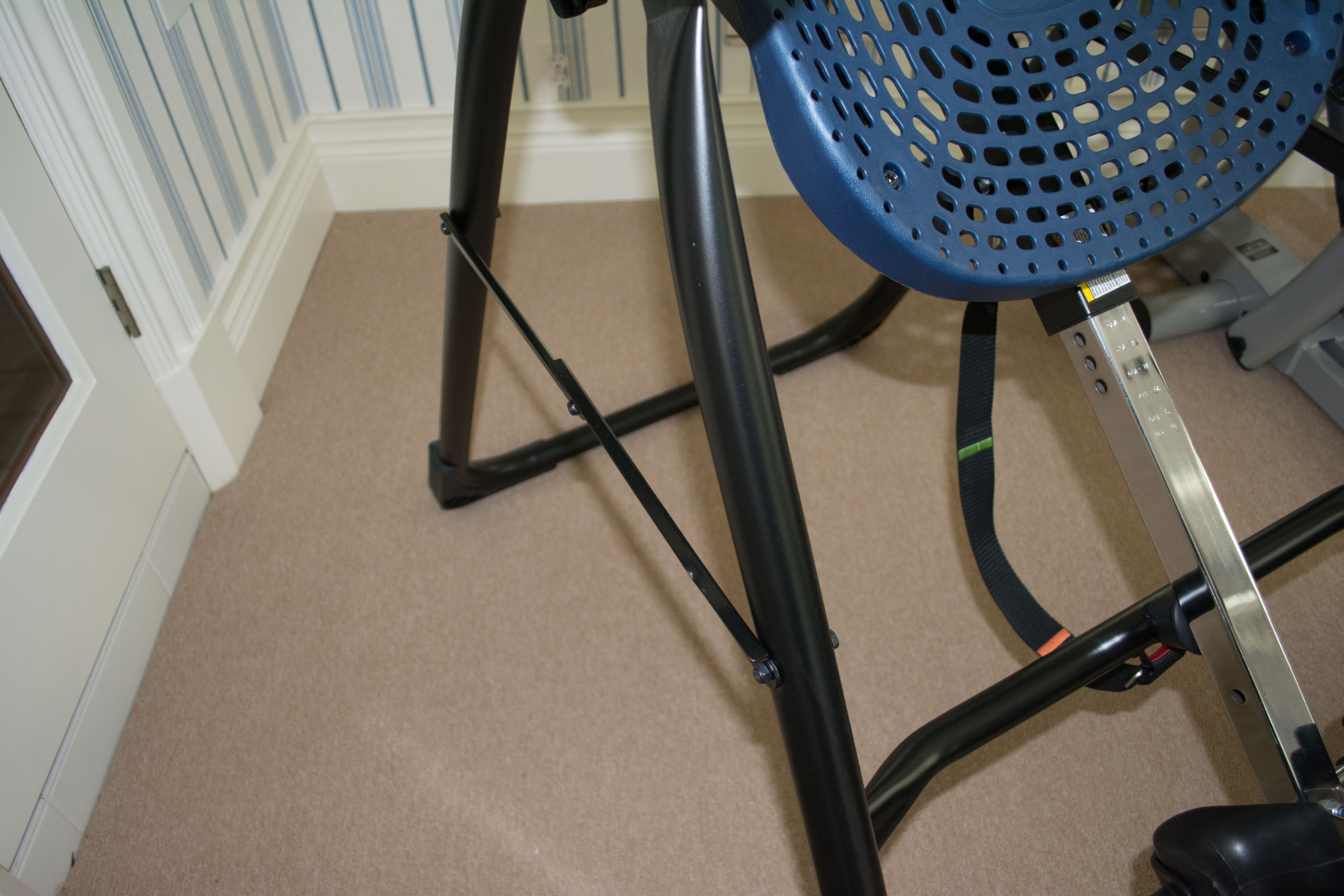 Teeter "Hang Ups" Inversion Table and Owner's Manual