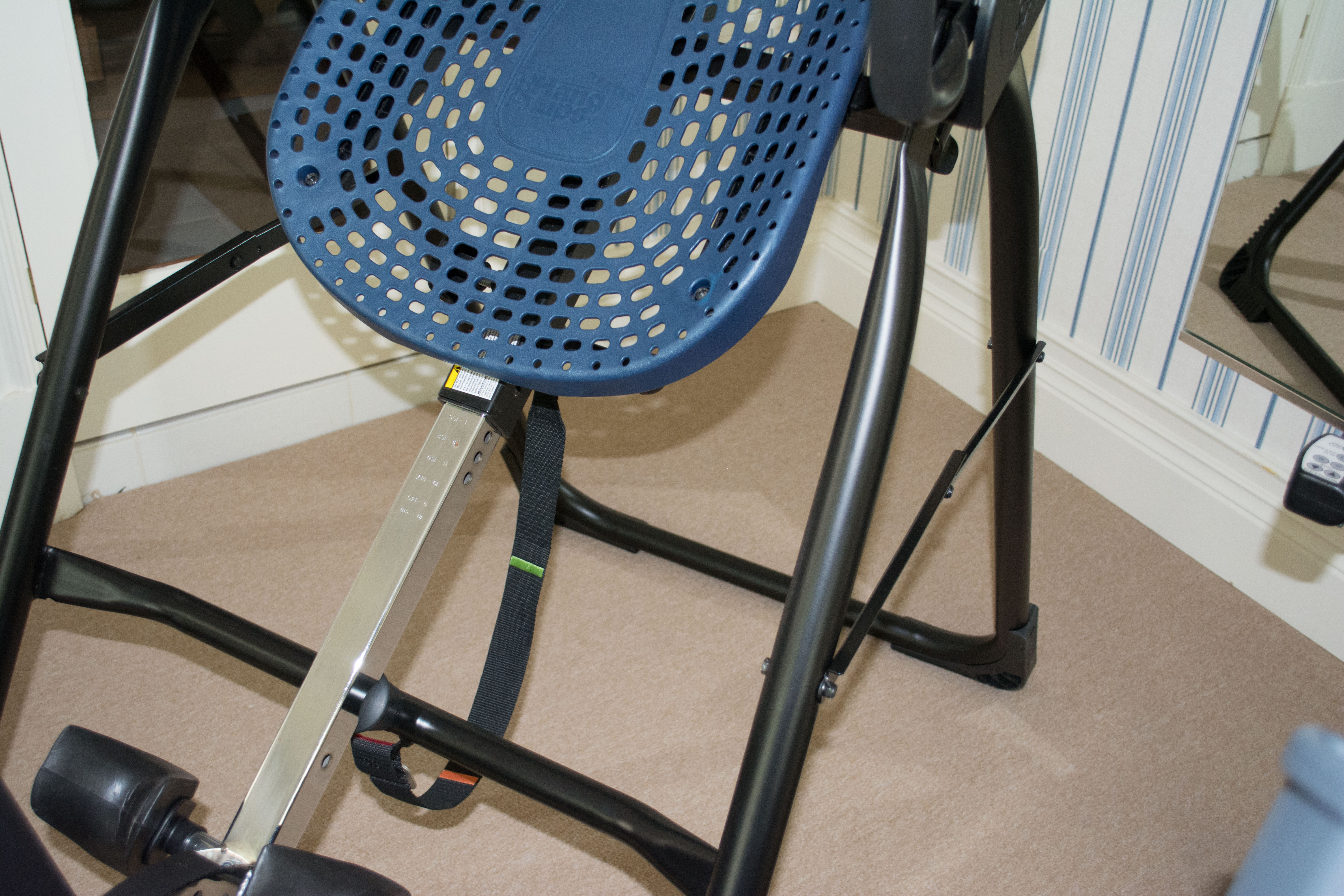 Teeter "Hang Ups" Inversion Table and Owner's Manual