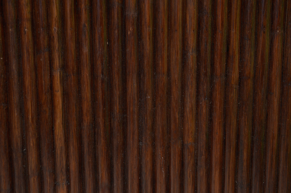 Vintage Tiki Bar With Rattan Bar Stools