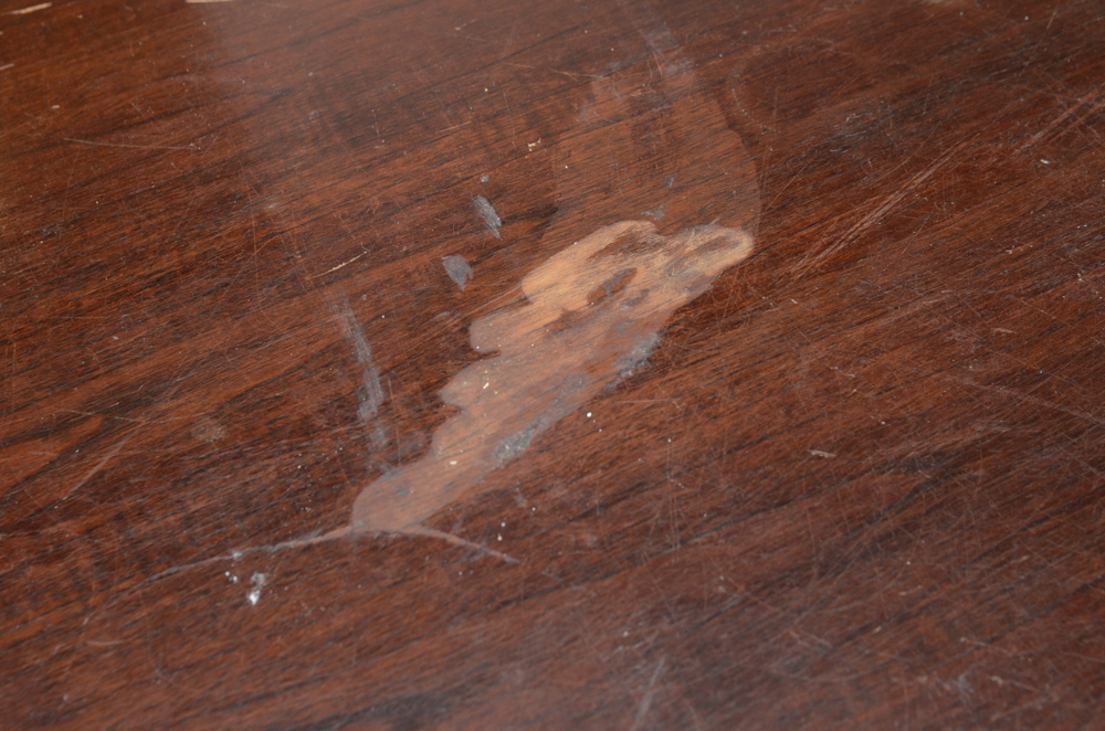 Vintage Tiki Bar With Rattan Bar Stools