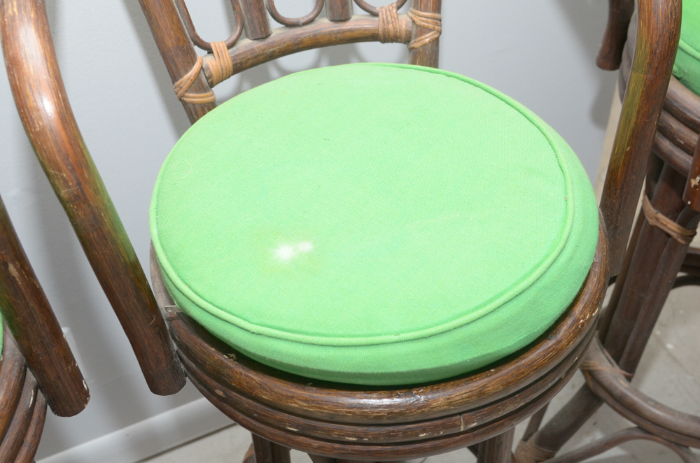 Vintage Tiki Bar With Rattan Bar Stools