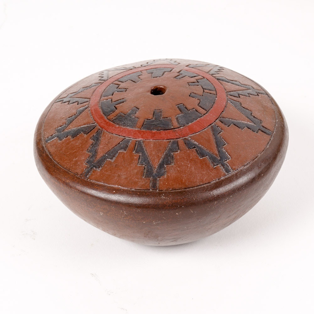 Lorraine Williams Signed Native American Pottery Vessel