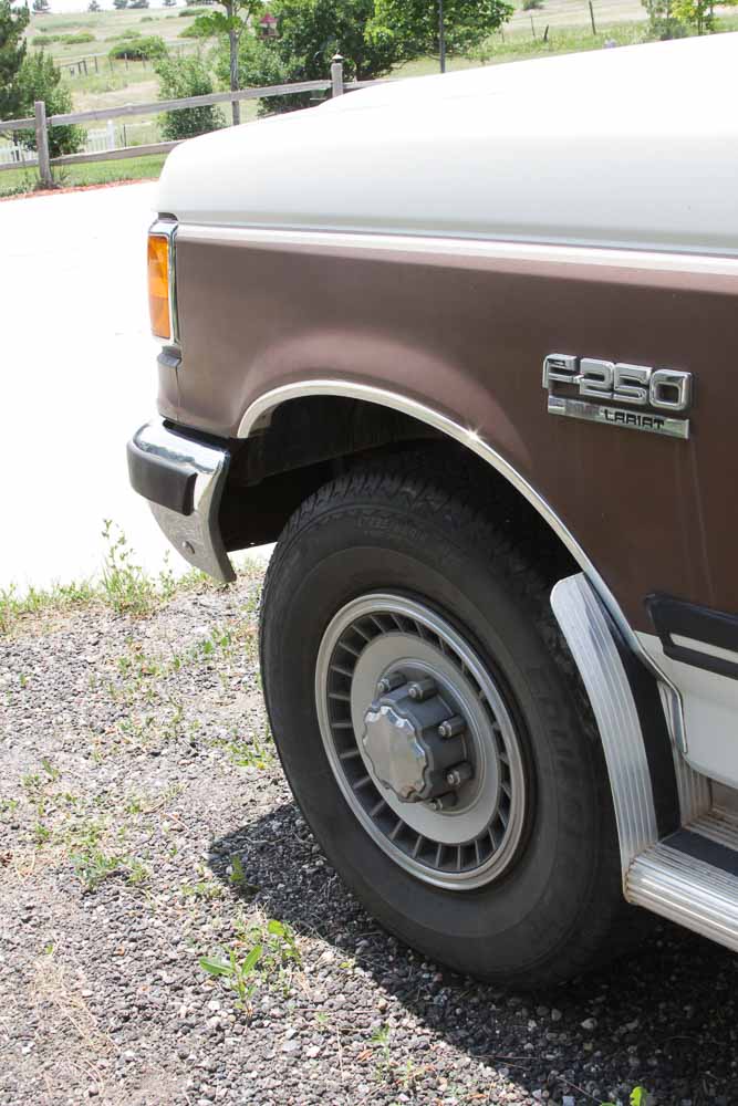 1990 Ford F250 XLT Lariat Pickup Truck