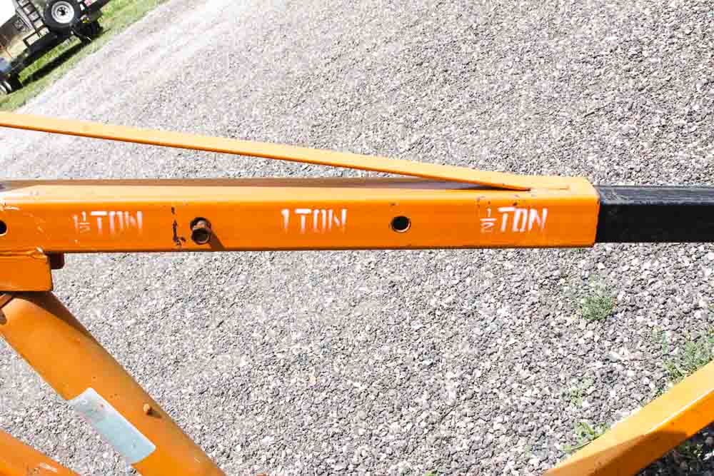 Two-Ton Engine Lift with Eight-Ton Long RAM Hydraulic Cylinder