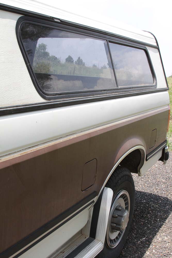 1990 Ford F250 XLT Lariat Pickup Truck