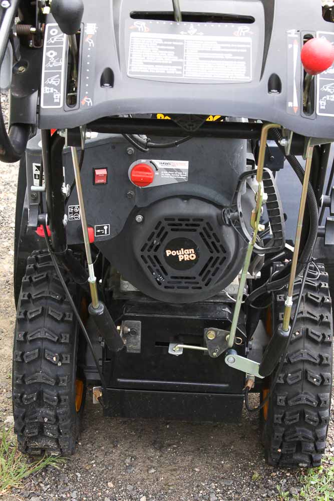Poulan PRO Snow Blower