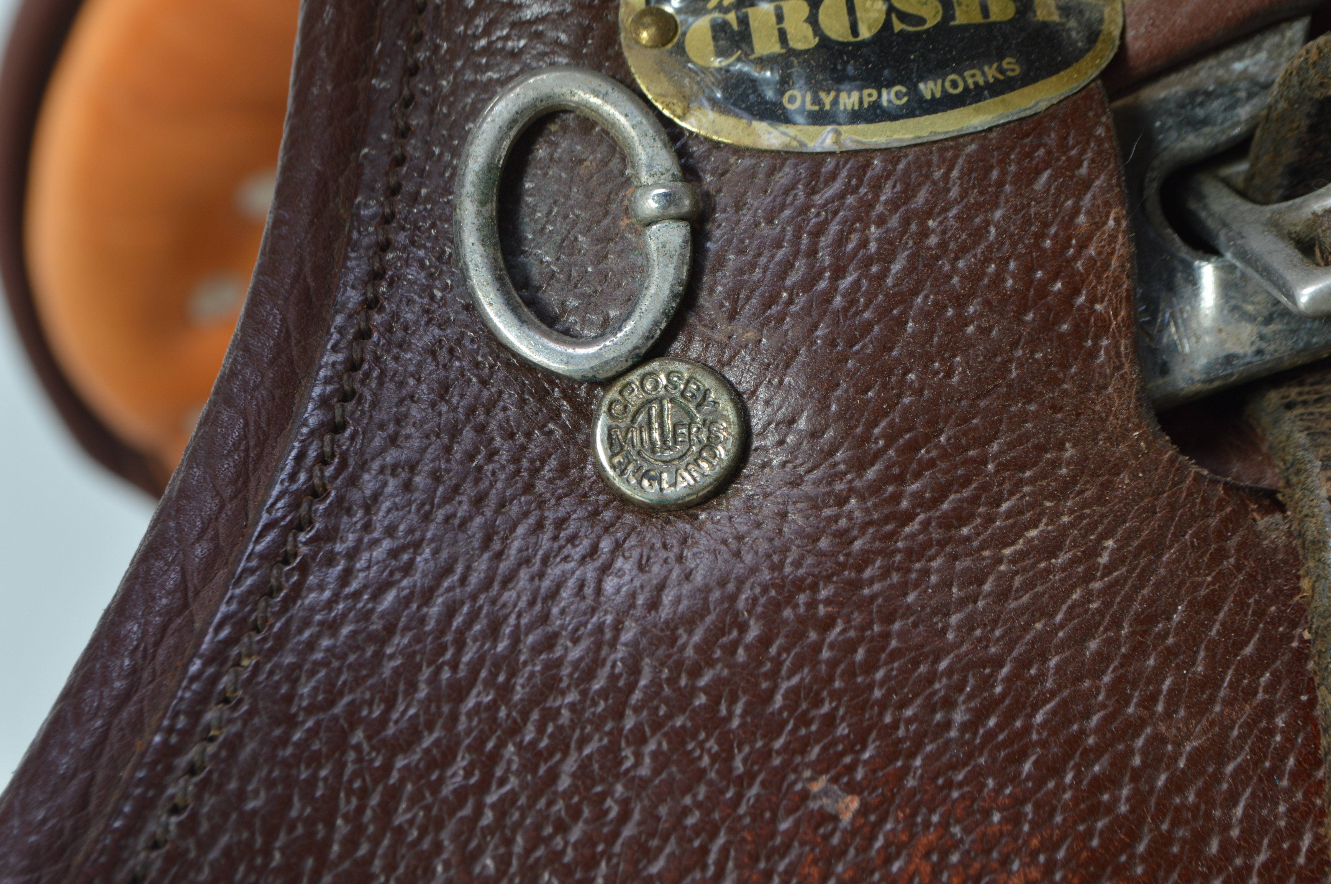 Crosby "Prix des Nations" 18 Inch Jumping Close Contact English Saddle