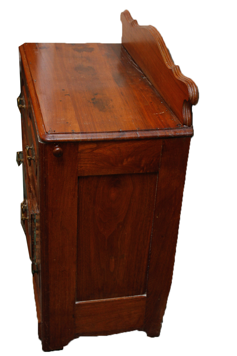 Late 19th Century Victorian Three-Drawer Chest