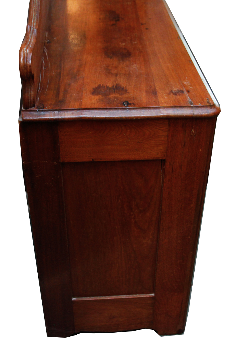 Late 19th Century Victorian Three-Drawer Chest