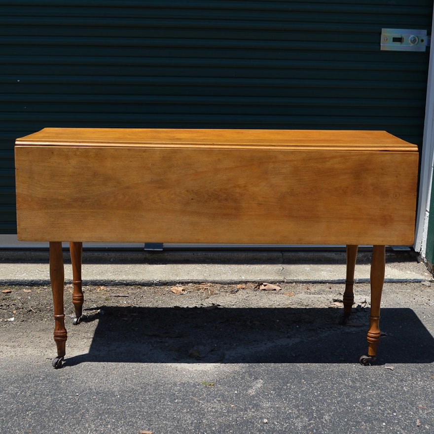 Antique American Sheraton Style Cherry Drop-Leaf Dining Table