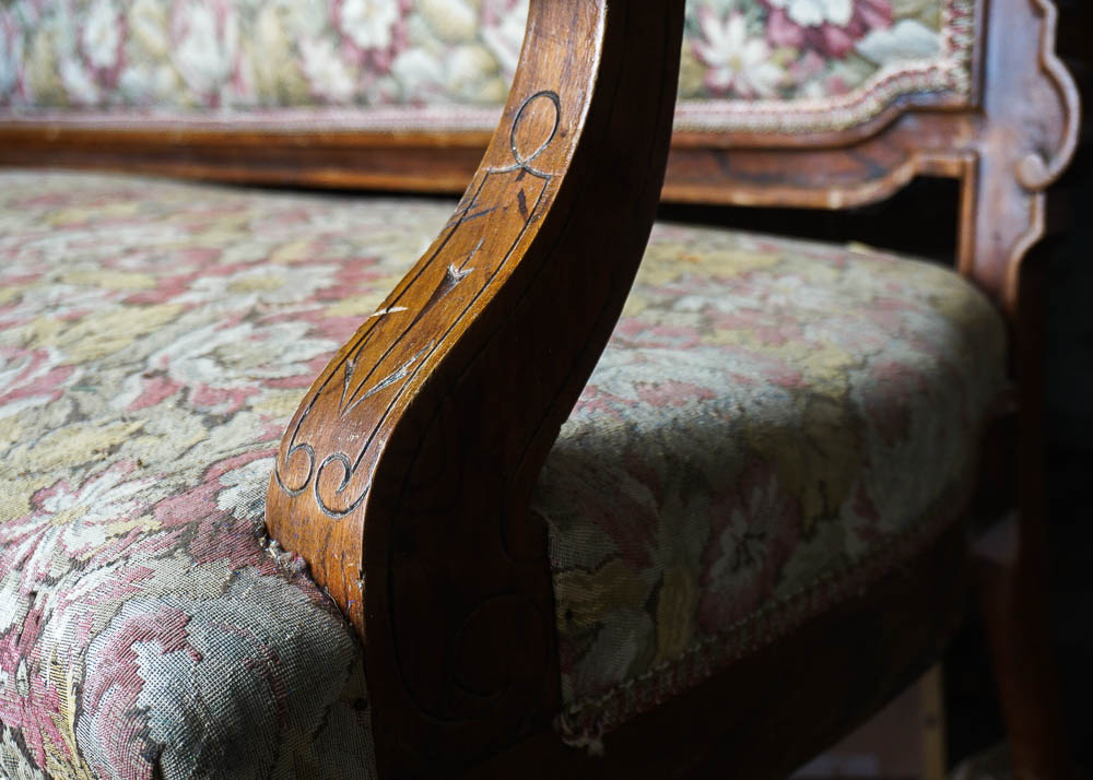 Victorian Style Settee