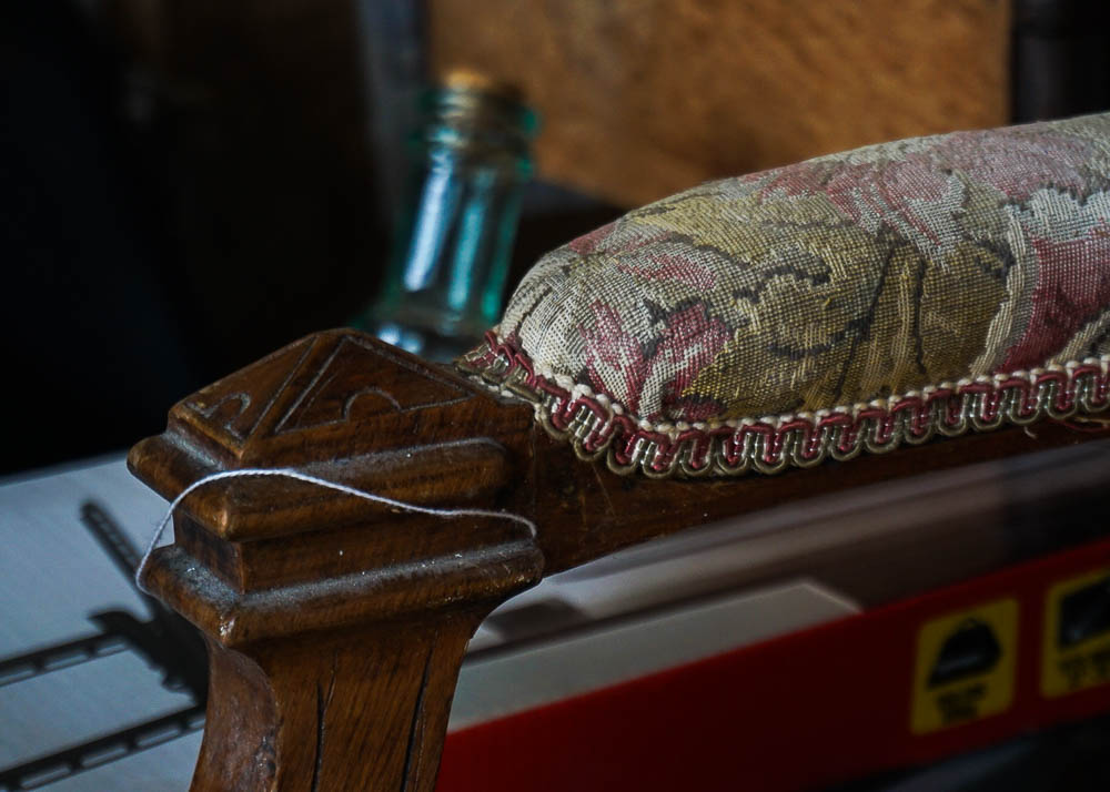 Victorian Style Settee