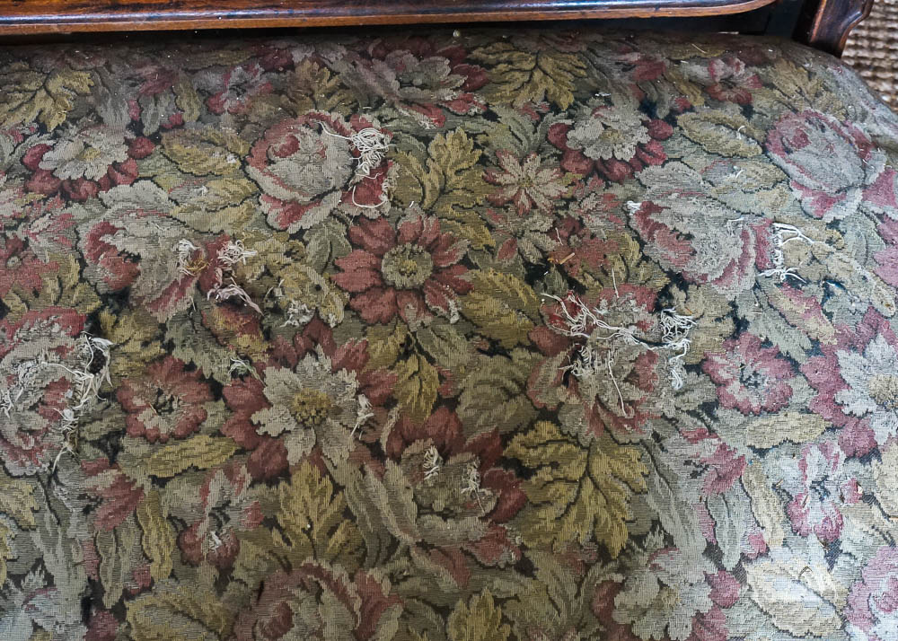 Victorian Style Settee