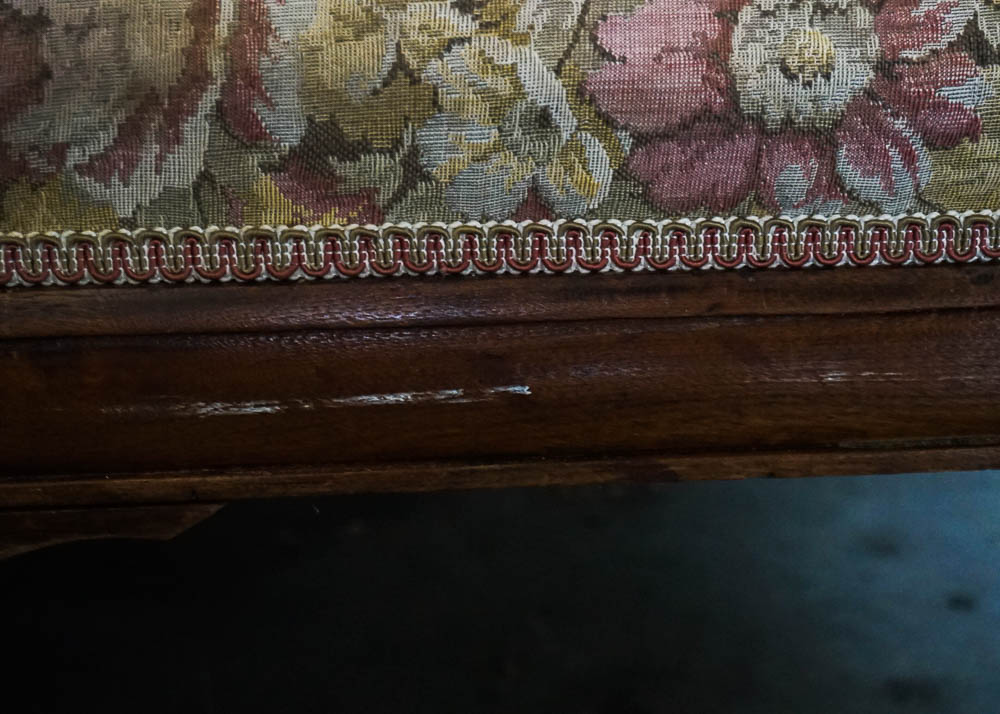 Victorian Style Settee