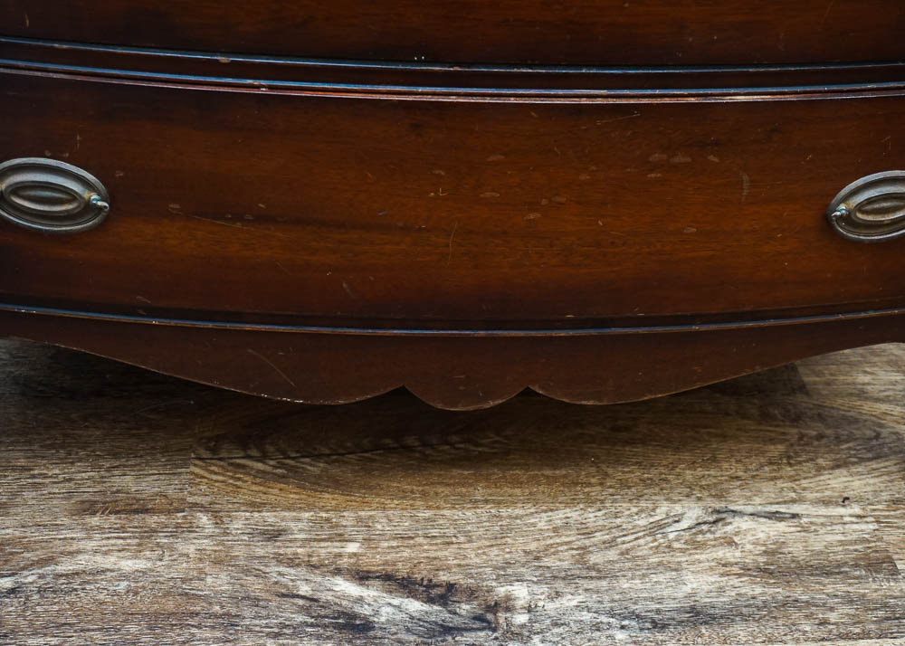 Vintage Hepplewhite Style Mahogany Chest on Chest