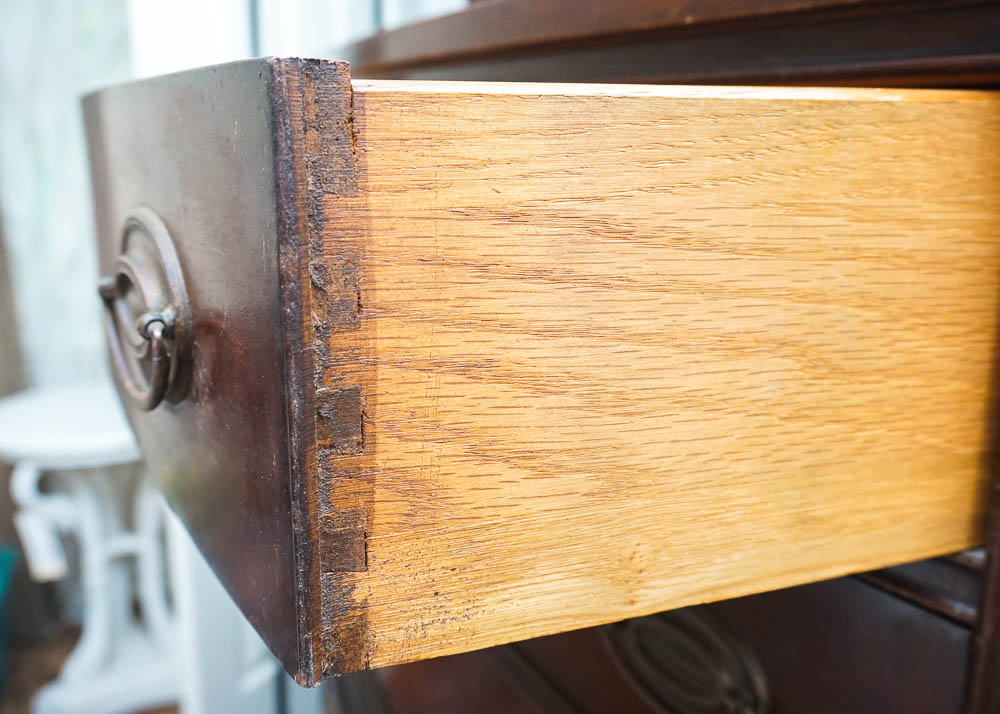 Vintage Hepplewhite Style Mahogany Chest on Chest