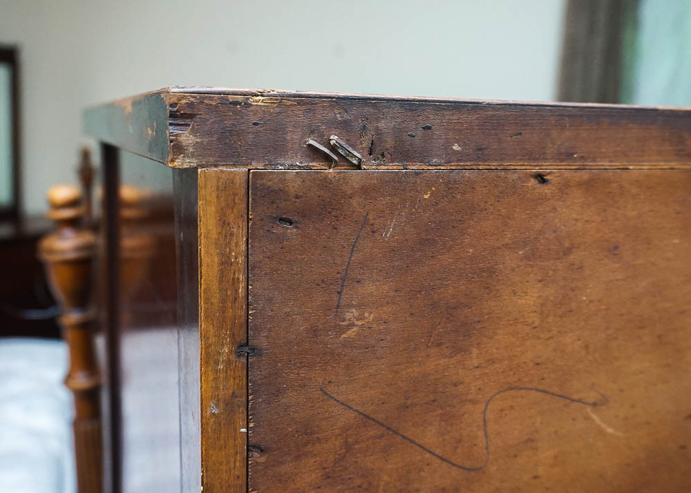 Vintage Hepplewhite Style Mahogany Chest on Chest