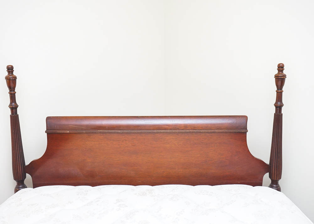 Vintage Four Poster Queen Size Bed