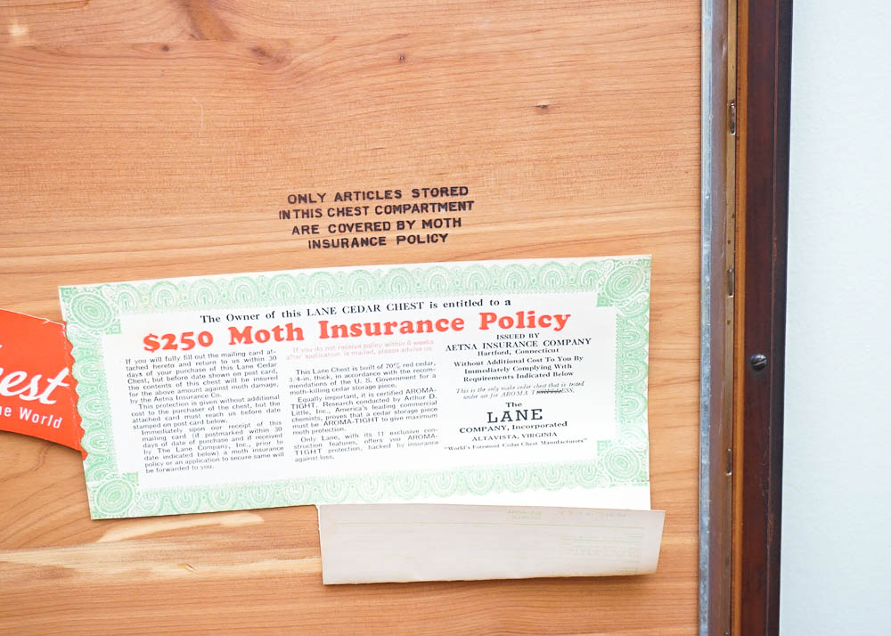 Hepplewhite Style Cedar Chest by Lane