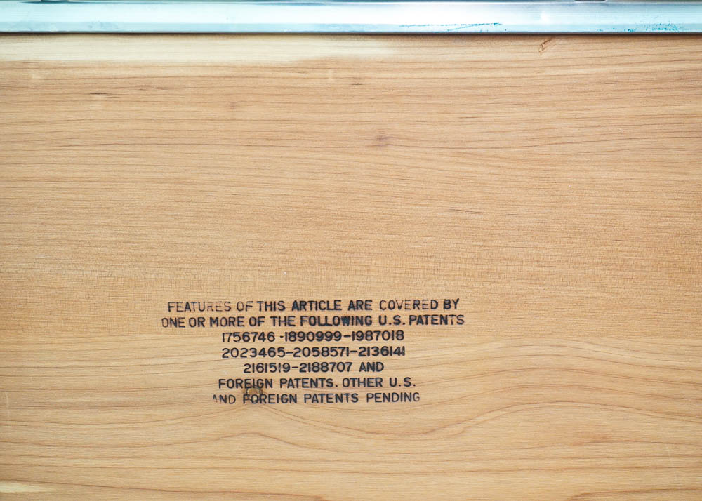 Hepplewhite Style Cedar Chest by Lane