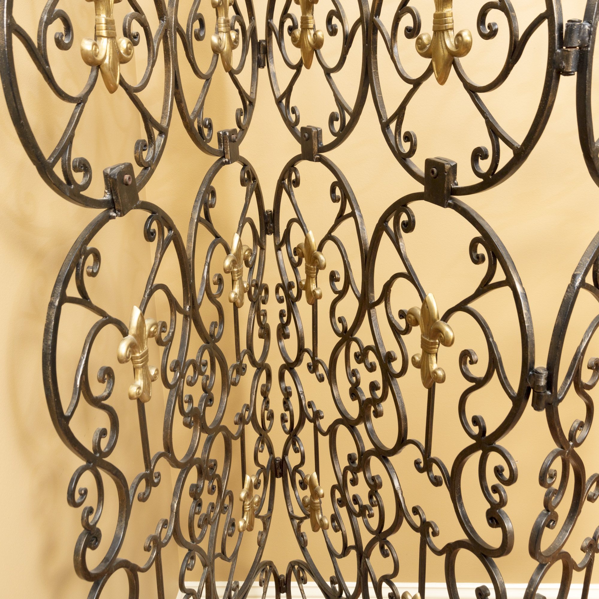 Metal Latticework Folding Room Divider