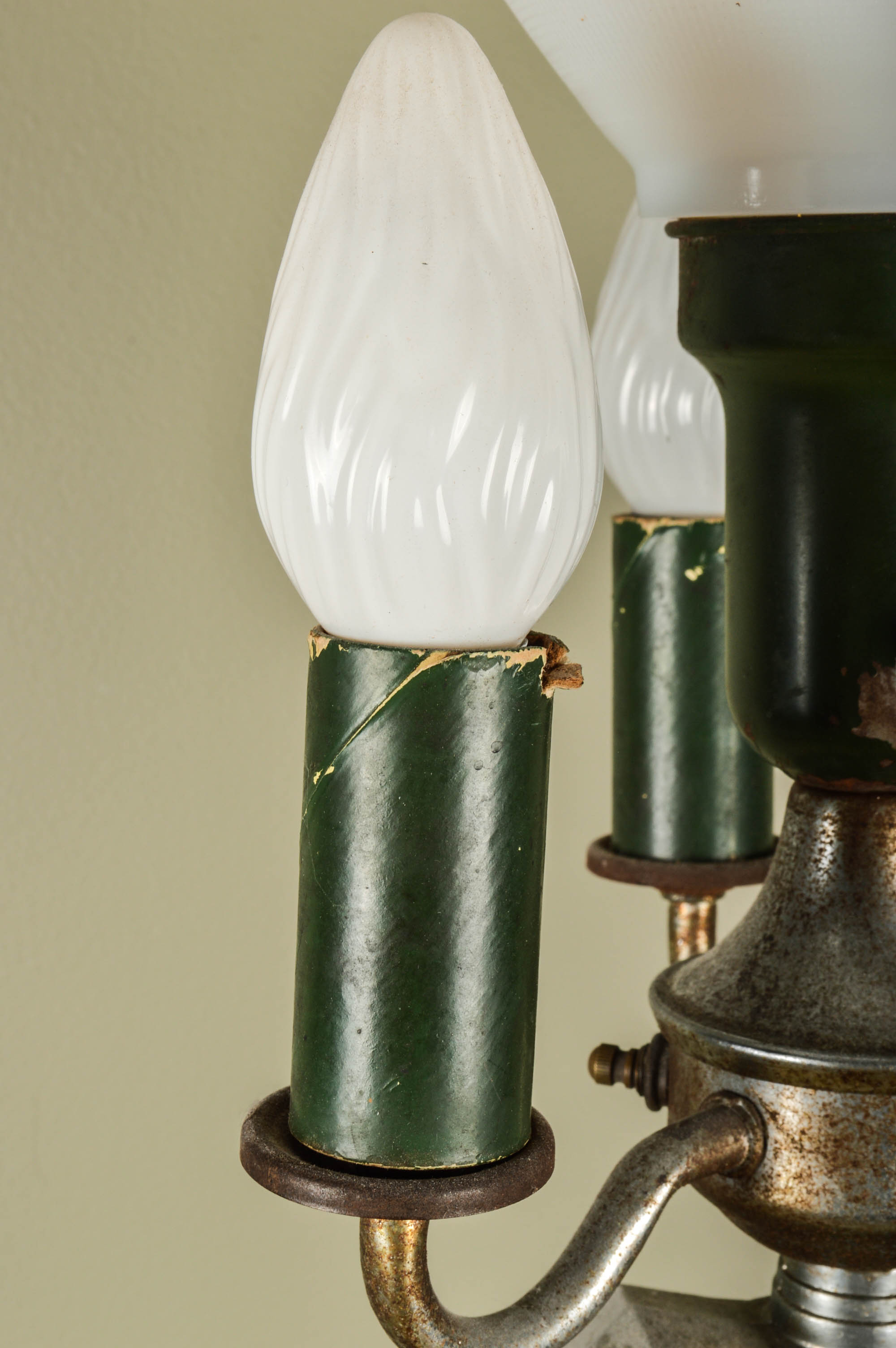 Art Deco Floor Lamp With Lighted Base and Built-In Clock