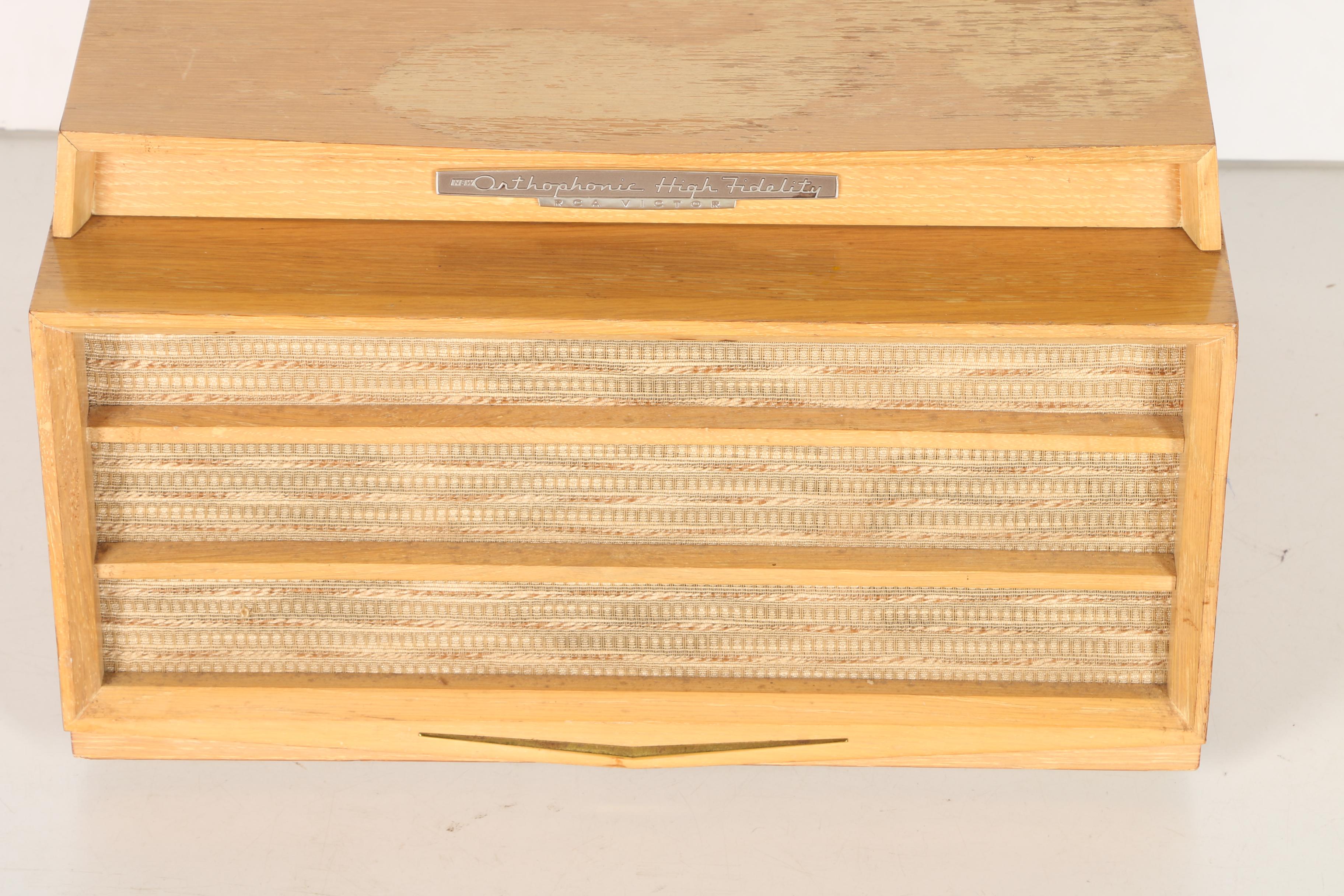 Vintage RCA Victor Orthophonic High Fidelity Record Player