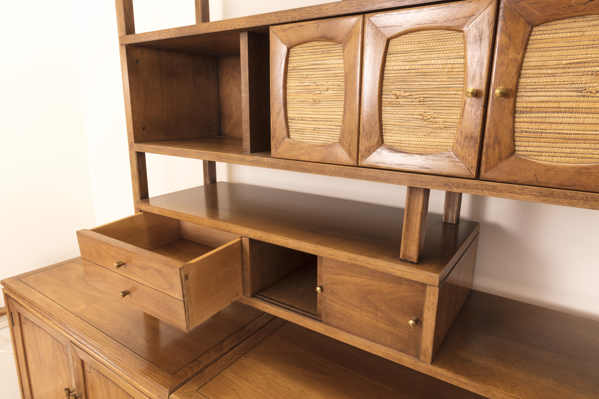 Mid Century Modern "Tamerlane" Buffet With Cabinet by Thomasville