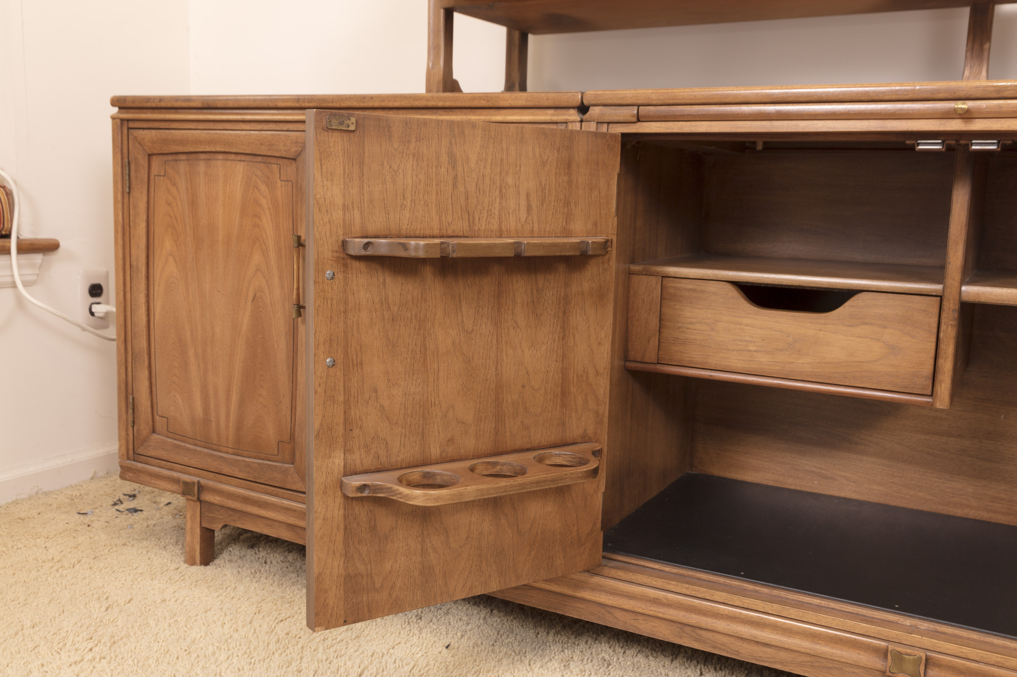 Mid Century Modern "Tamerlane" Buffet With Cabinet by Thomasville