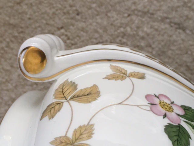 Wedgwood "Wild Strawberry" Tureen and Antique Porcelain Trio circa 1800-15