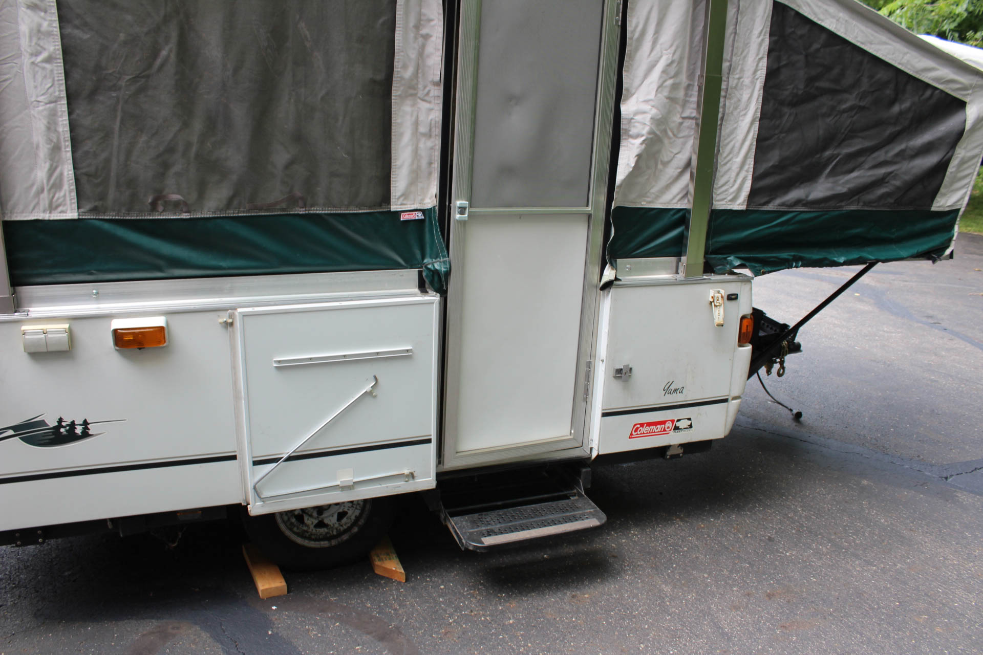 2003 Coleman by Fleetwood Yuma Popup Camper