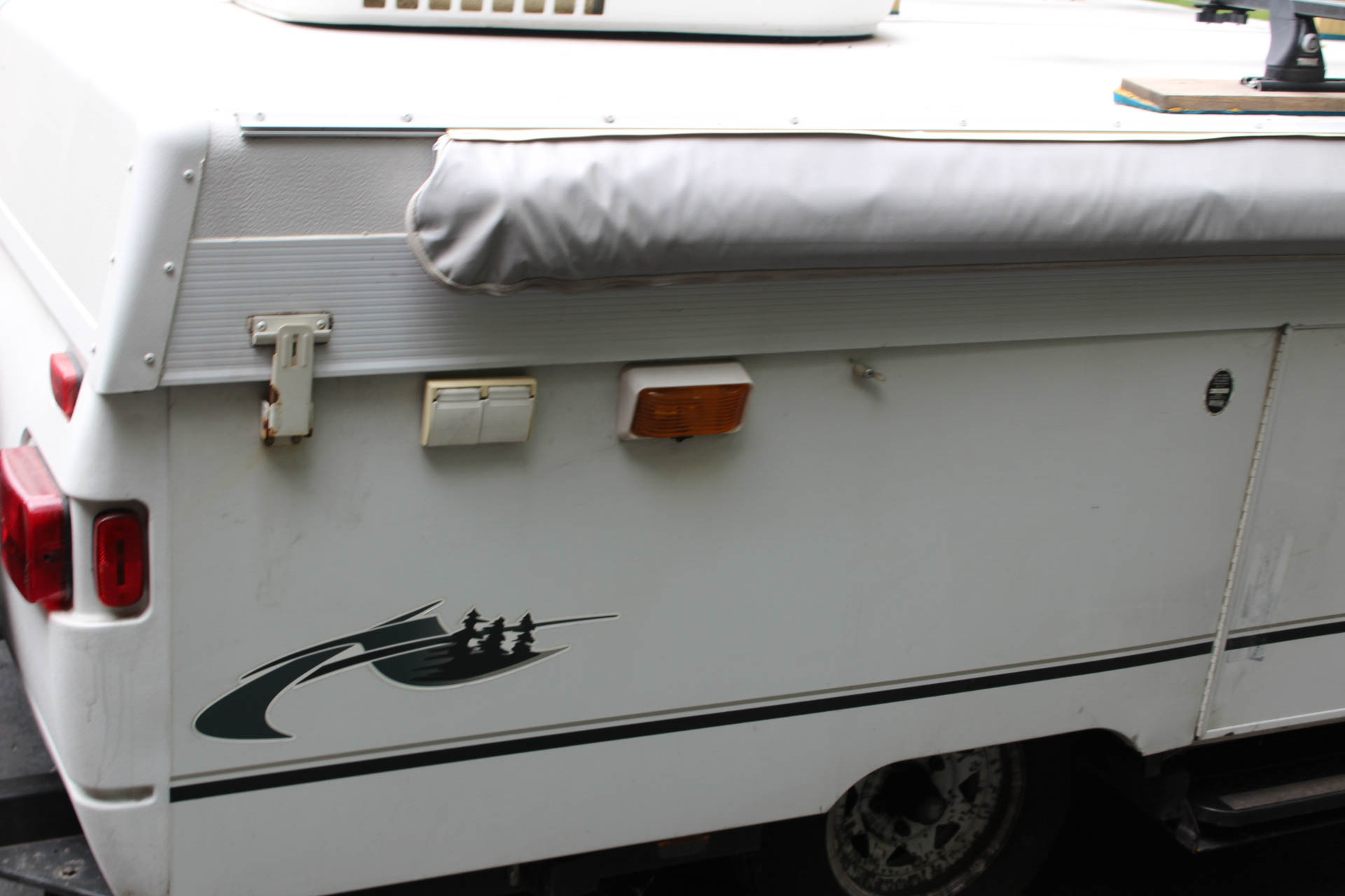 2003 Coleman by Fleetwood Yuma Popup Camper