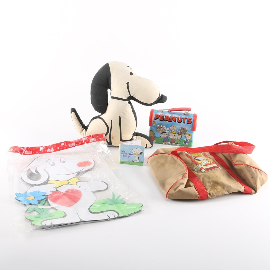 Vintage "Snoopy" and "Peanuts" Items