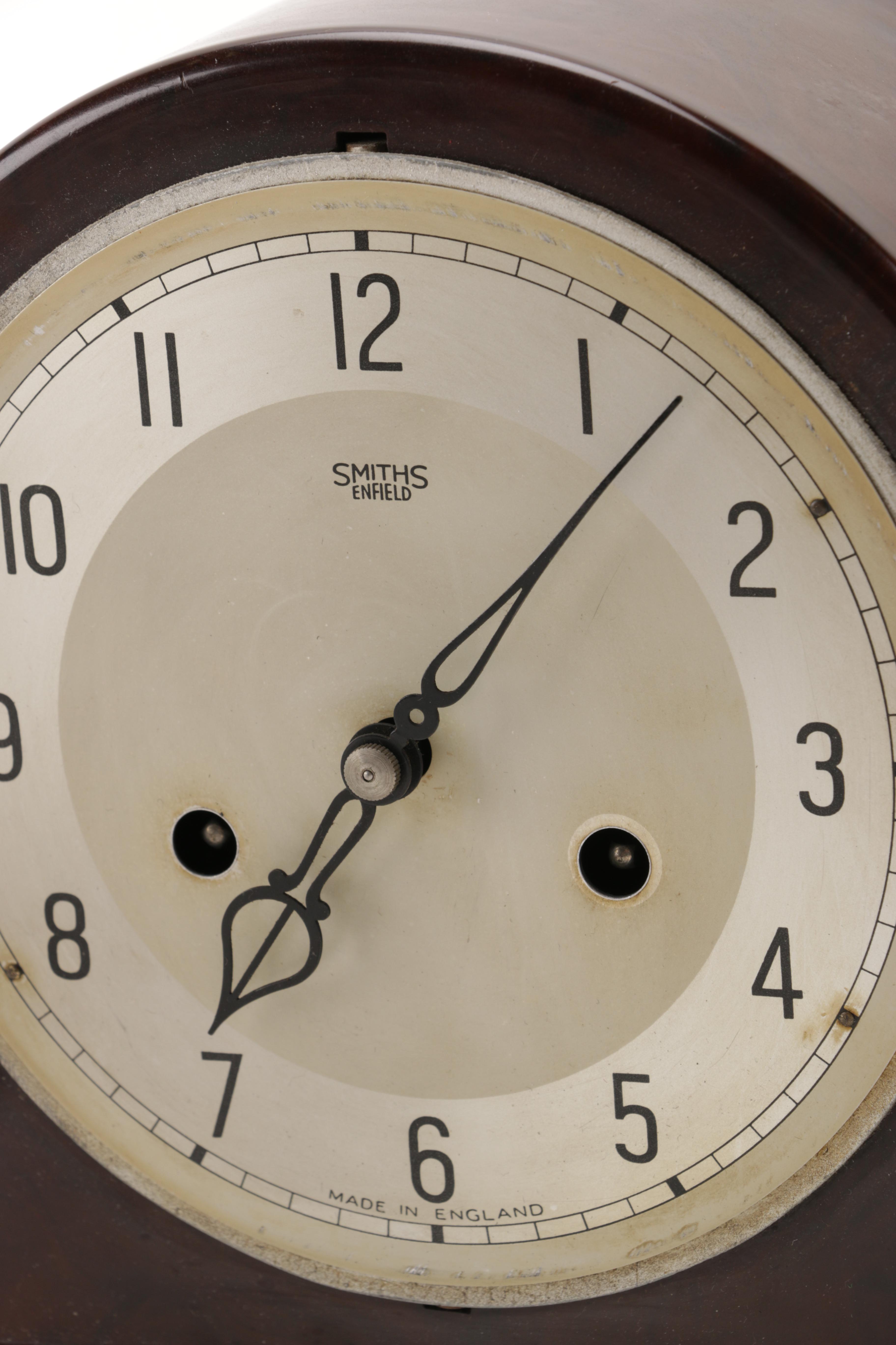 Smiths Enfield Desk Clock