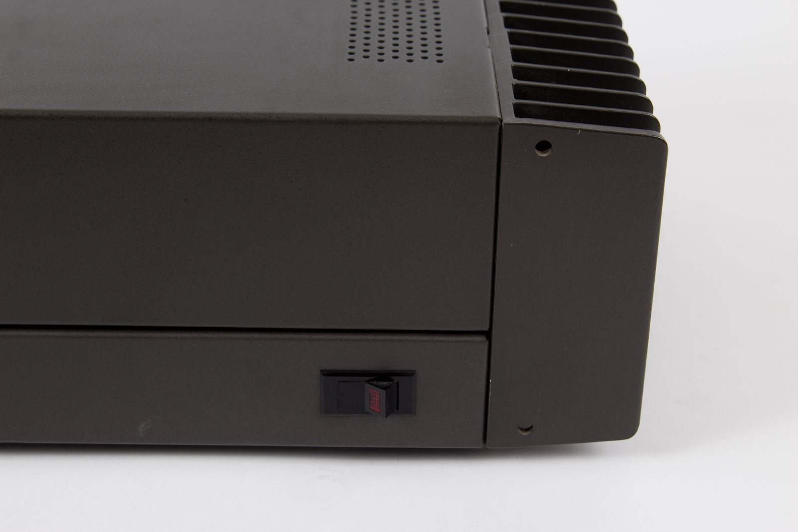 Hafler Model DH-220 Stereo Power Amplifier